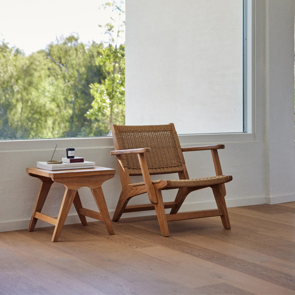 Rosso armchair in teak