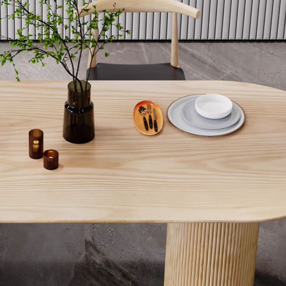 Bert dining table