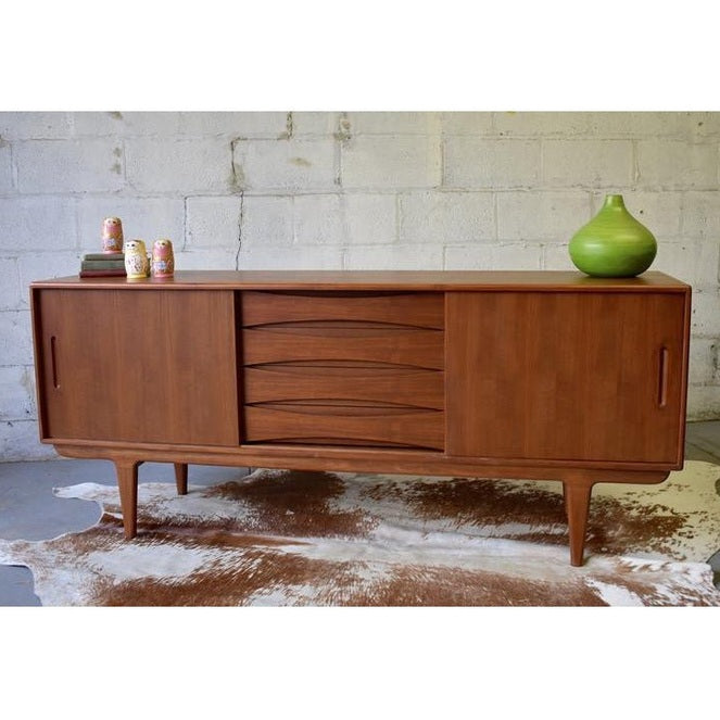 Branndi Credenza XL Sideboard