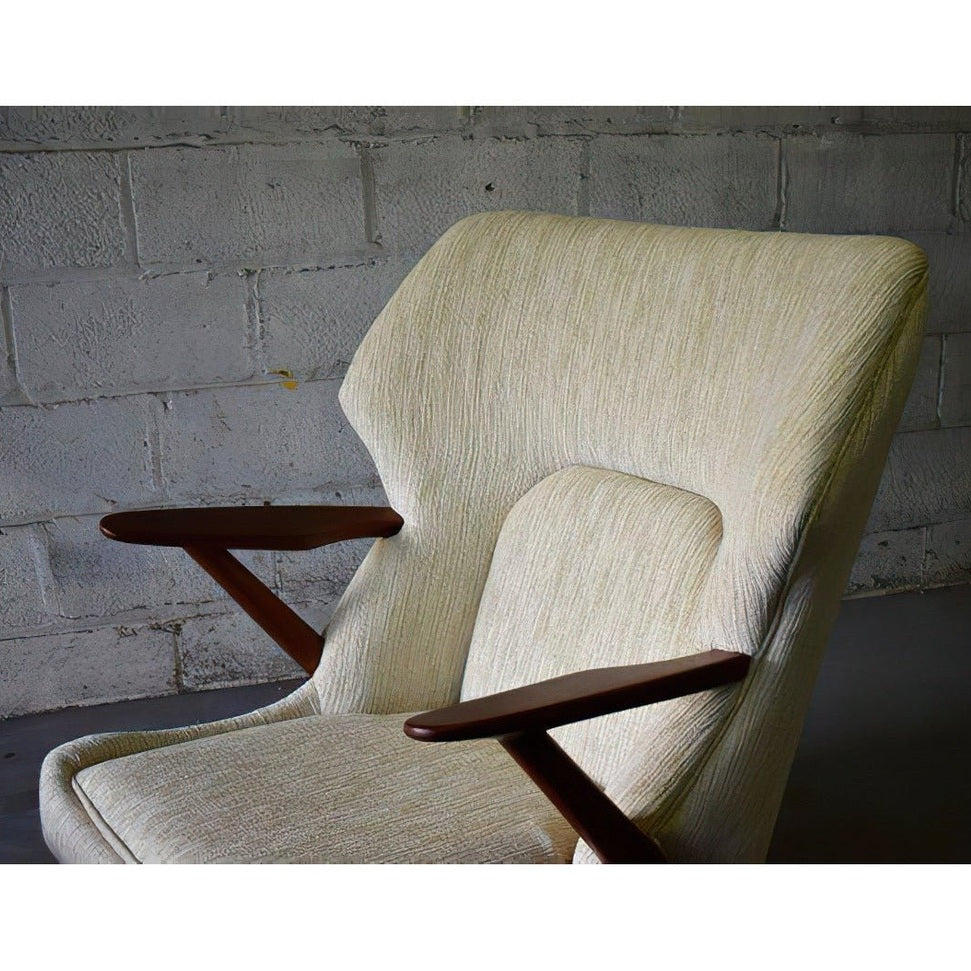 Copenhagen Lounge Chair & Ottoman