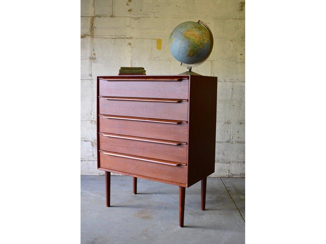 Doran Tallboy Chest