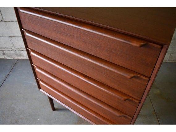 Doran Tallboy Chest