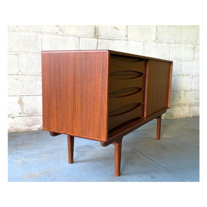 Dorset Apartment L Sideboard