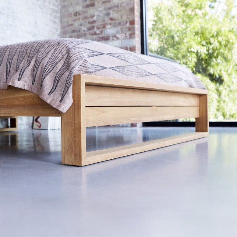 Durness Queen Bed
