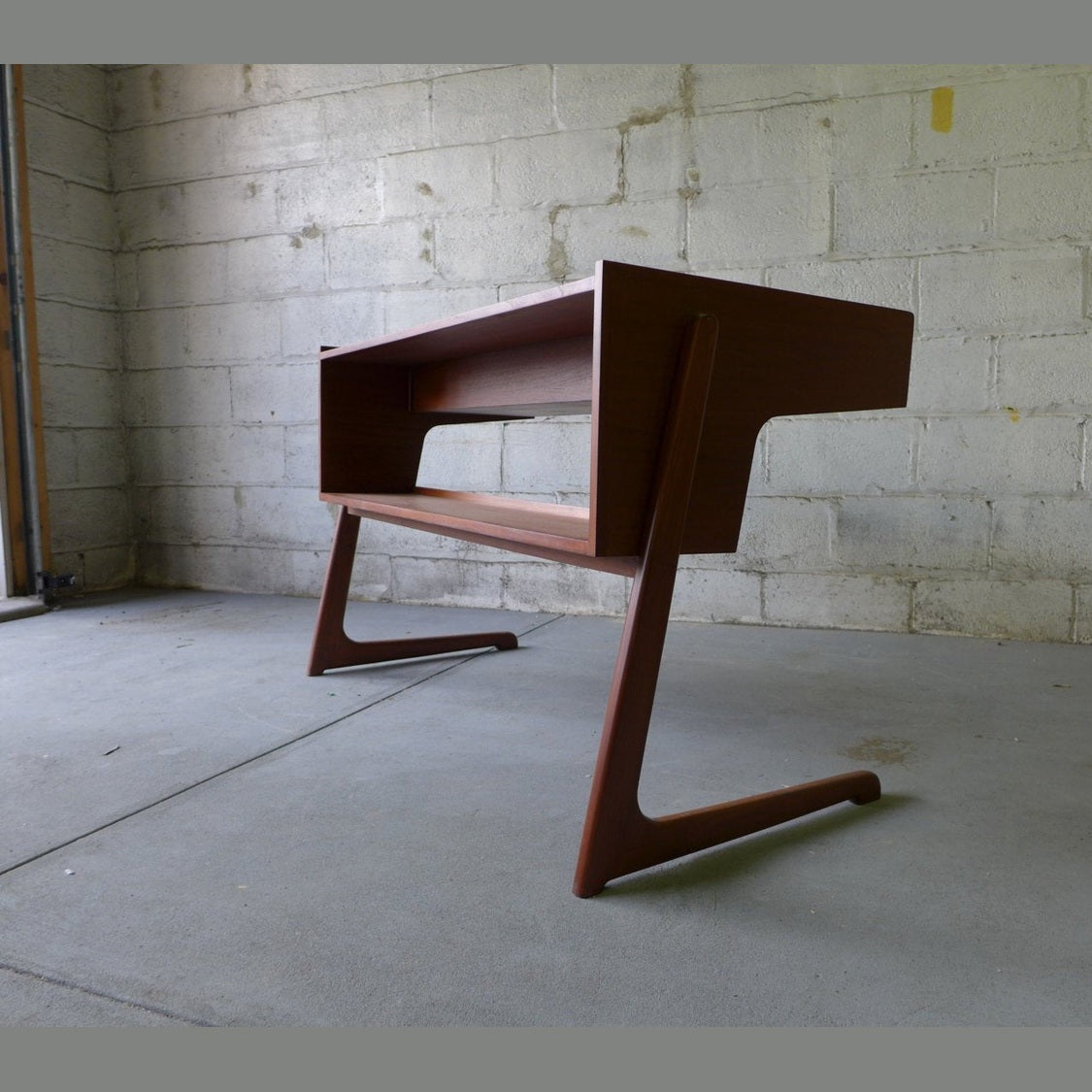 Genoa Writing Desk