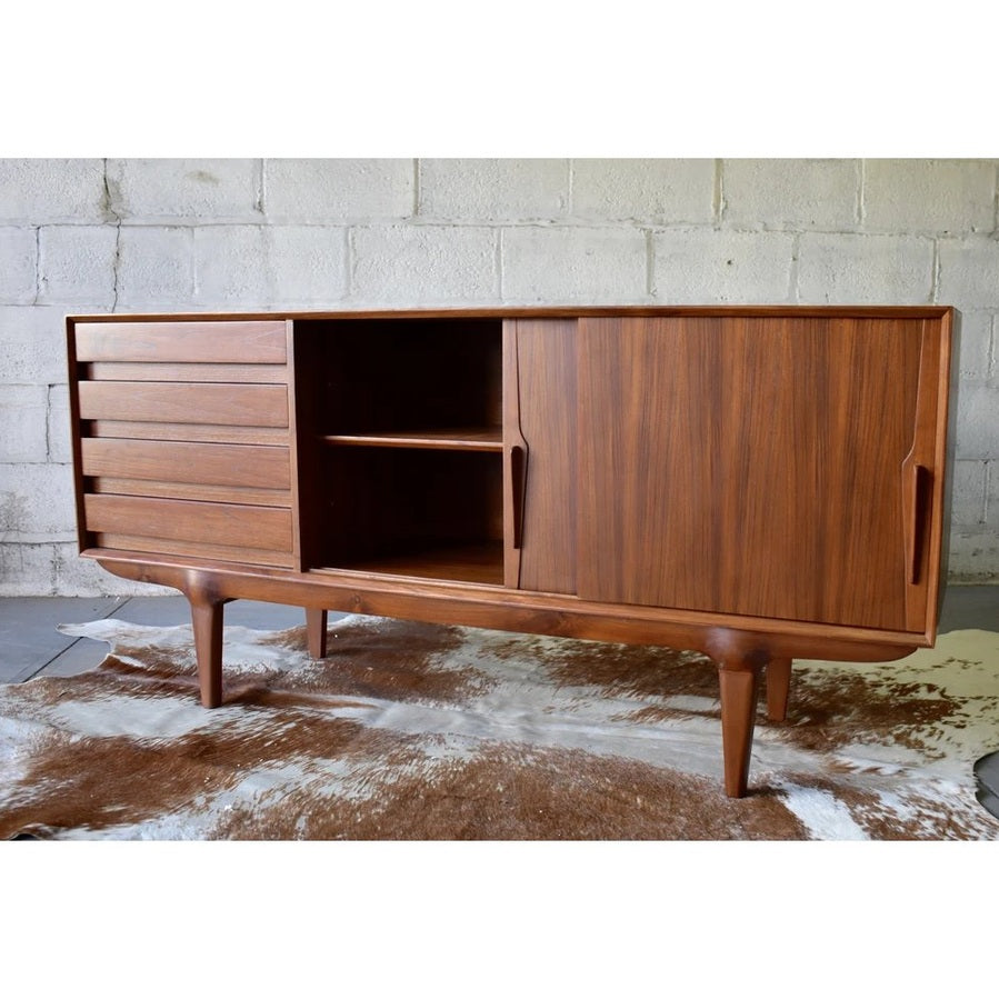 Halmstad Credenza S Sideboard