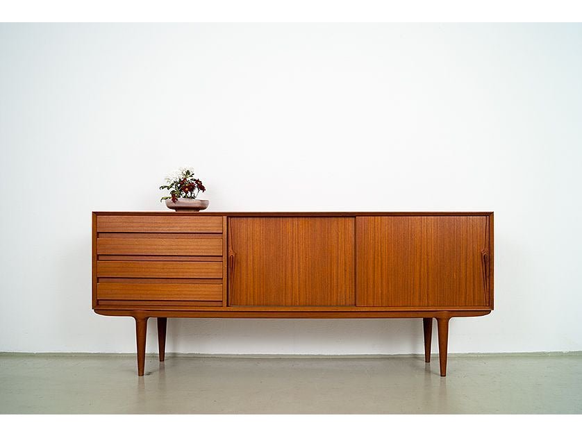 Halmstad Credenza XL Sideboard