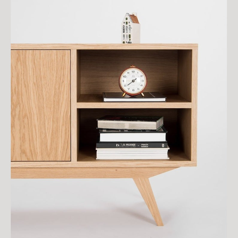 Halo oakwood sideboard