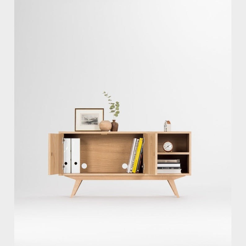 Halo oakwood sideboard