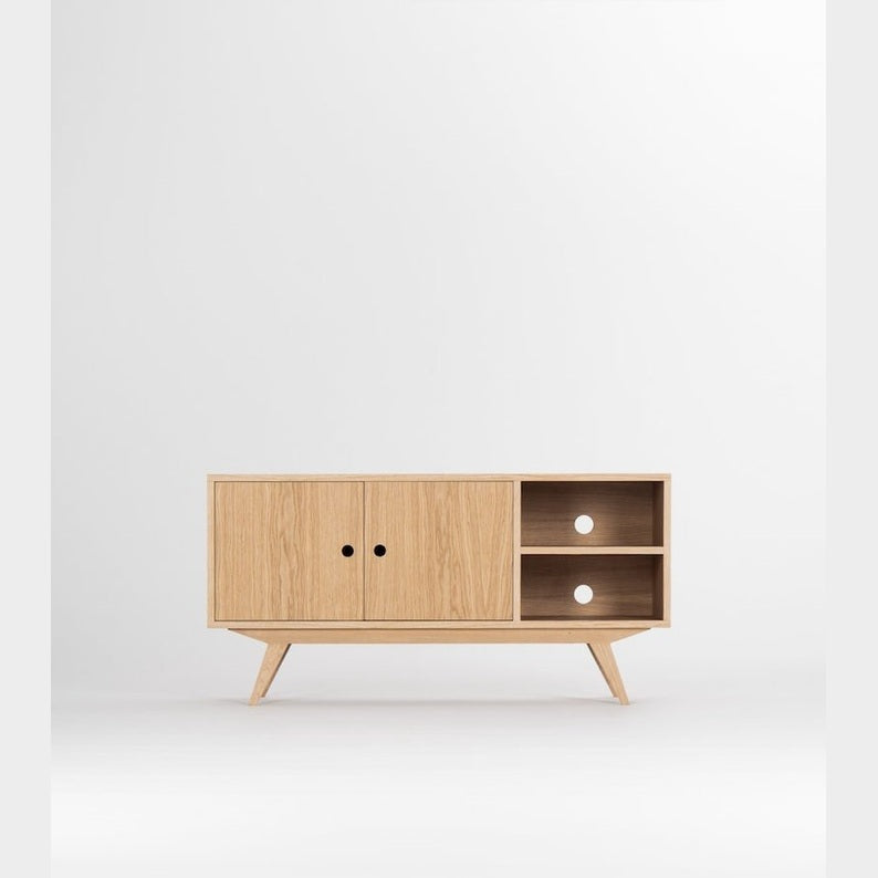 Halo oakwood sideboard