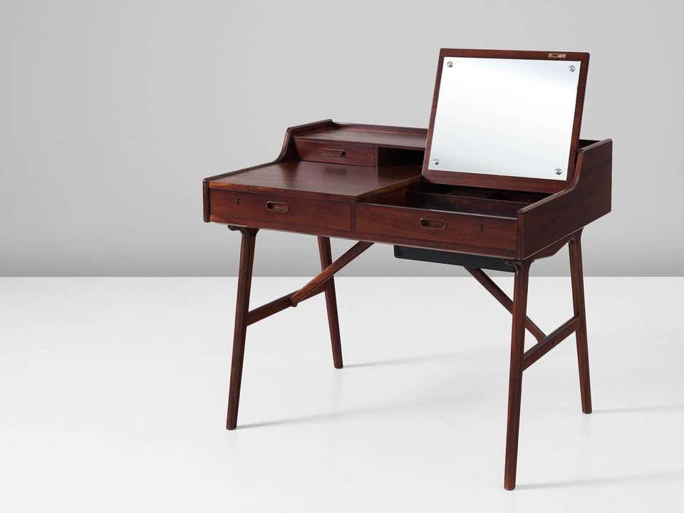 Jerik Vanity M Dressing Table
