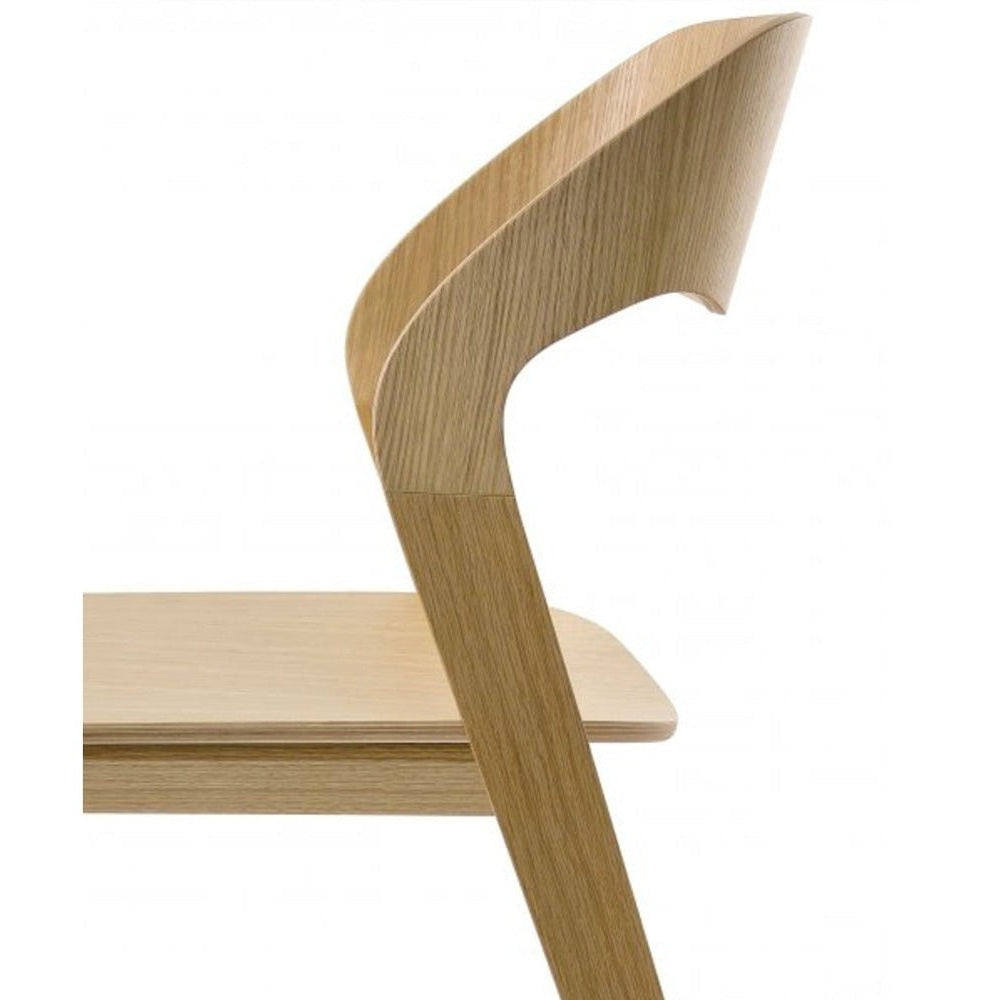 Kurbi Chair