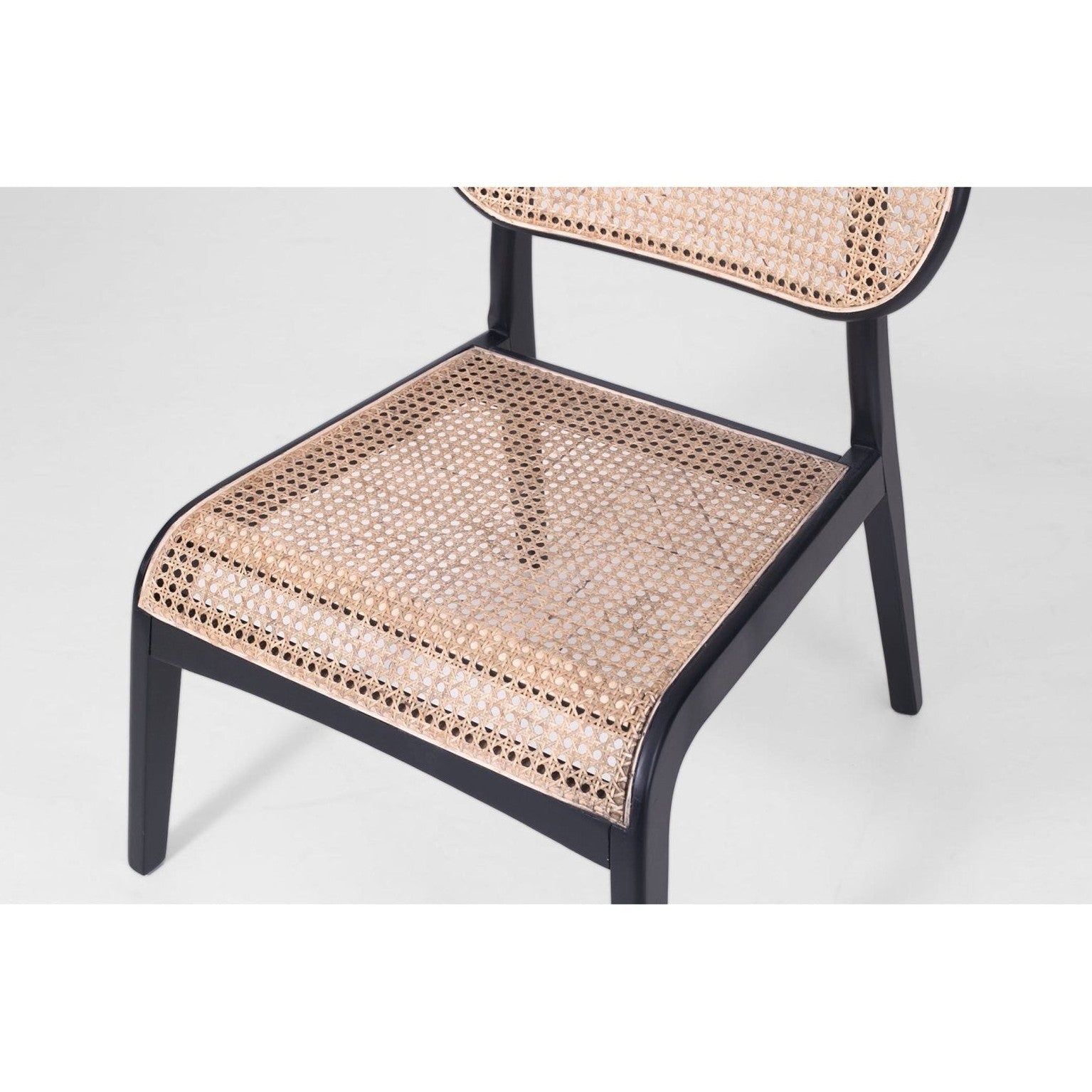 Ledok Rattan Lounger in Black