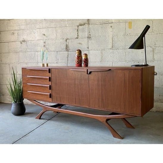 Livingston Credenza S Sideboard
