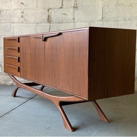 Livingston Credenza S Sideboard