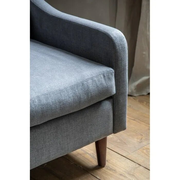 Liz armchair
