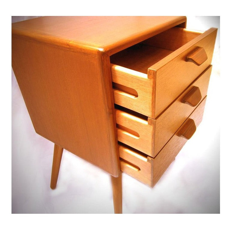 Moscow Nightstand Side Table