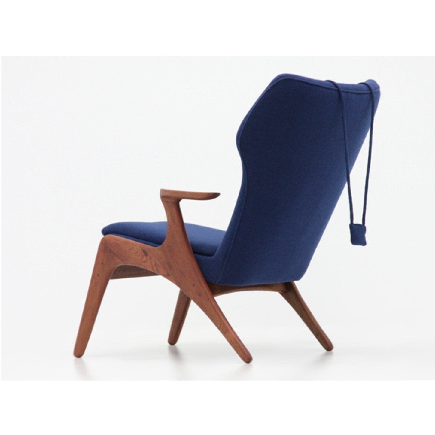Natur Lounge Chair in Teak