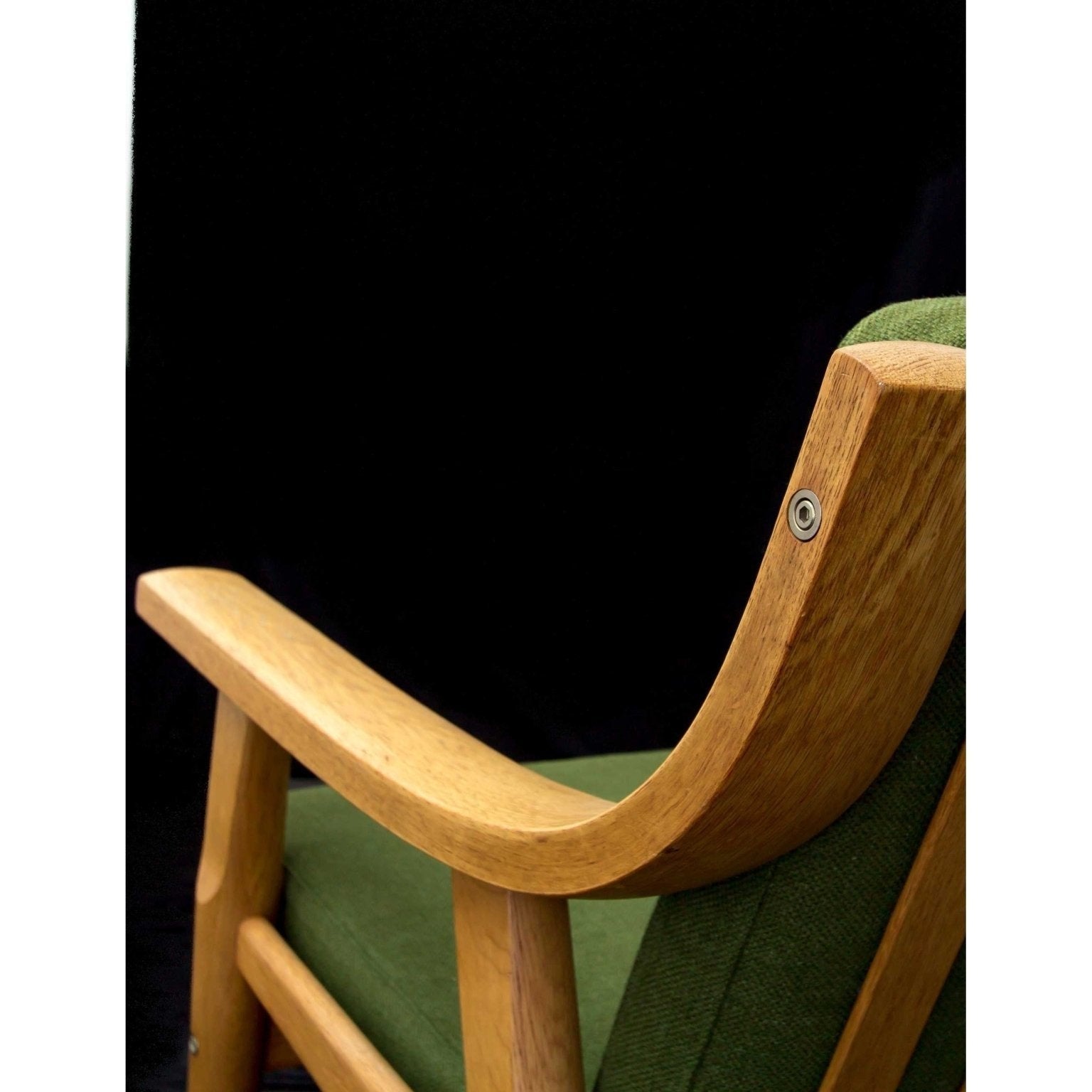 Parsa Lounge Chair