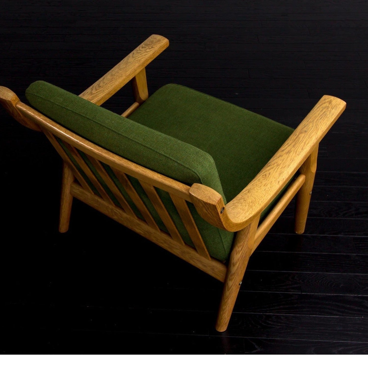 Parsa Lounge Chair