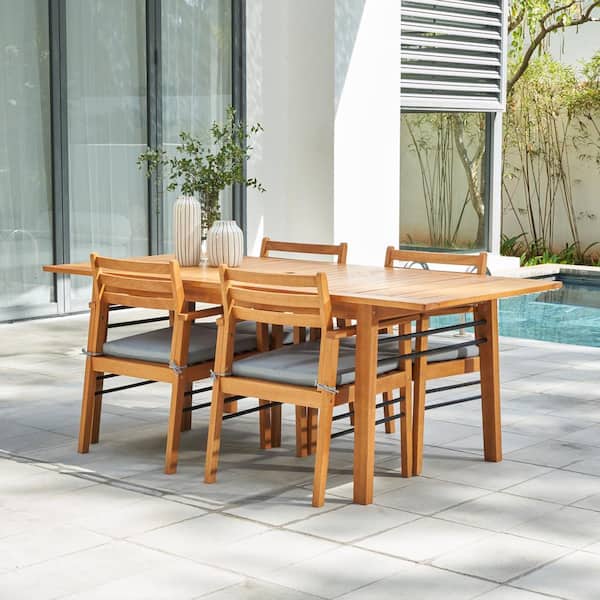 Polaris outdoor dining set