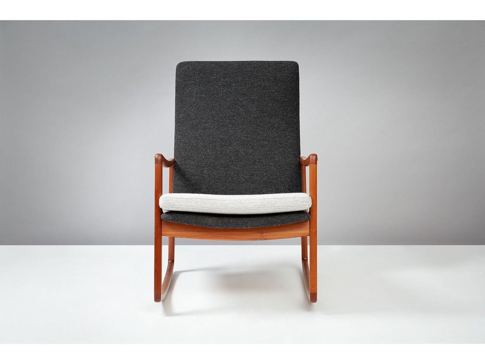 Ringsted Rocking Chair
