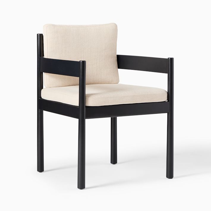 Beck dining chair with armrest in black