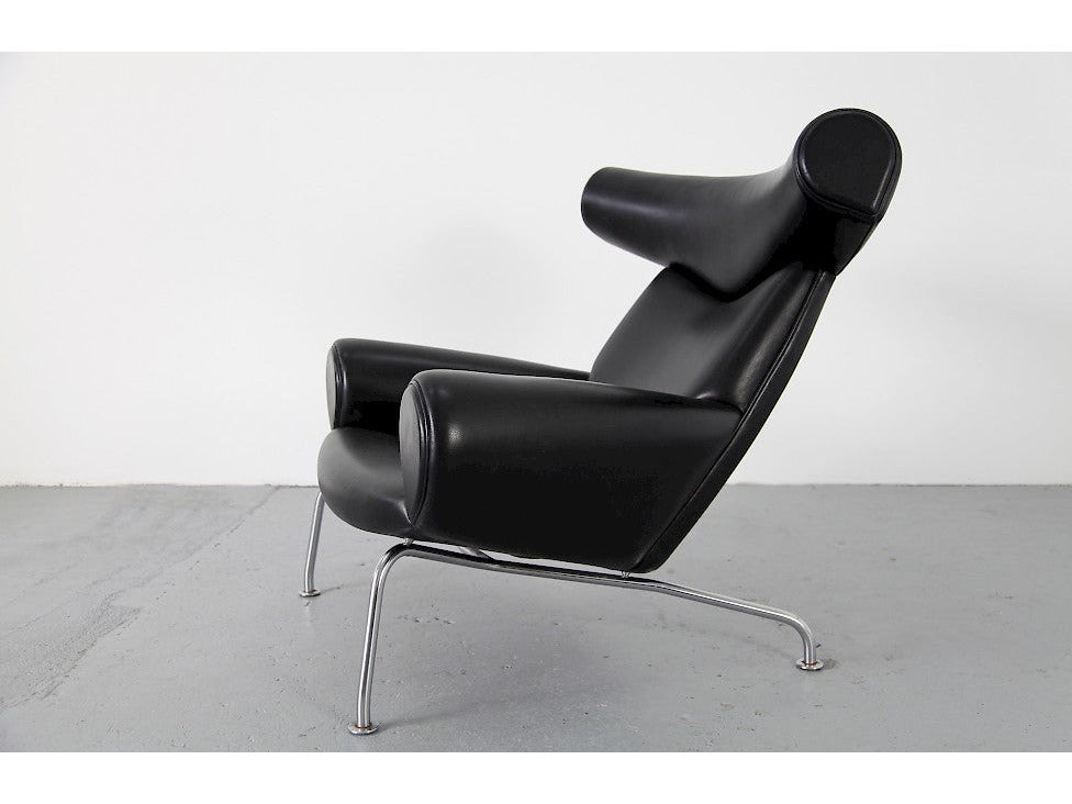 Beckett Lounge Chair