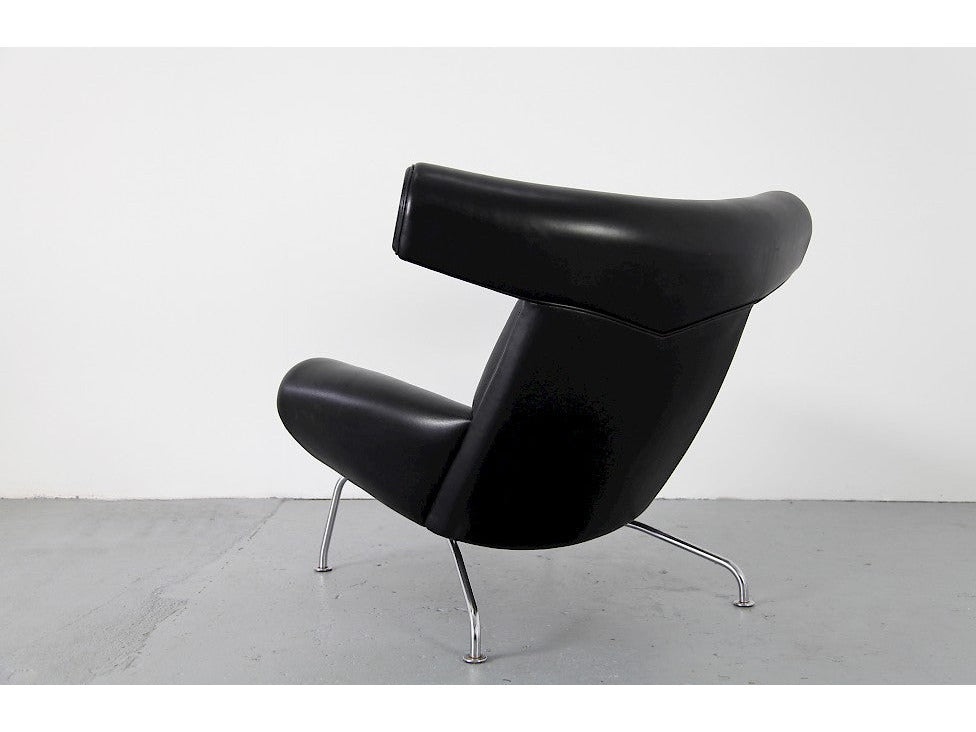 Beckett Lounge Chair