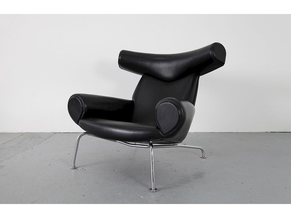 Beckett Lounge Chair