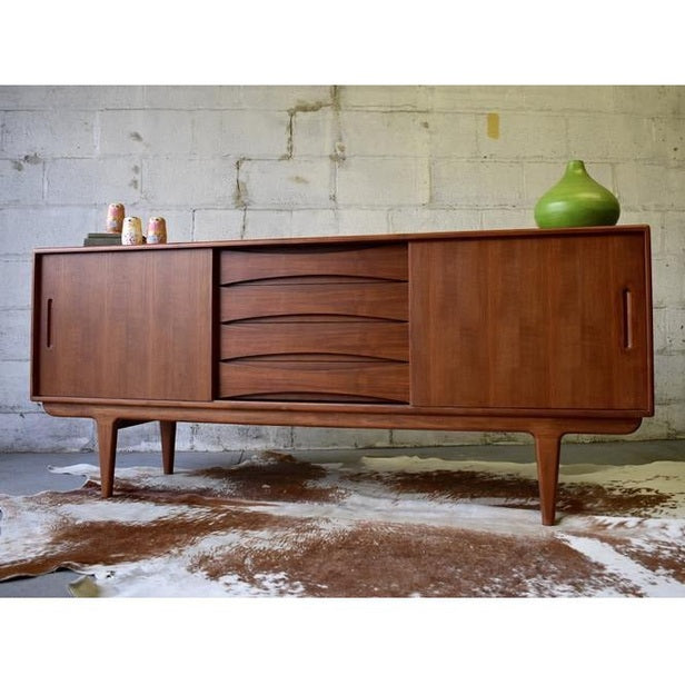 Branndi Credenza XL Sideboard