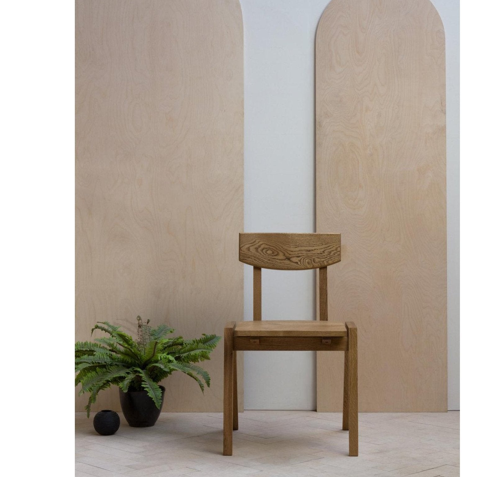 Bristle chair