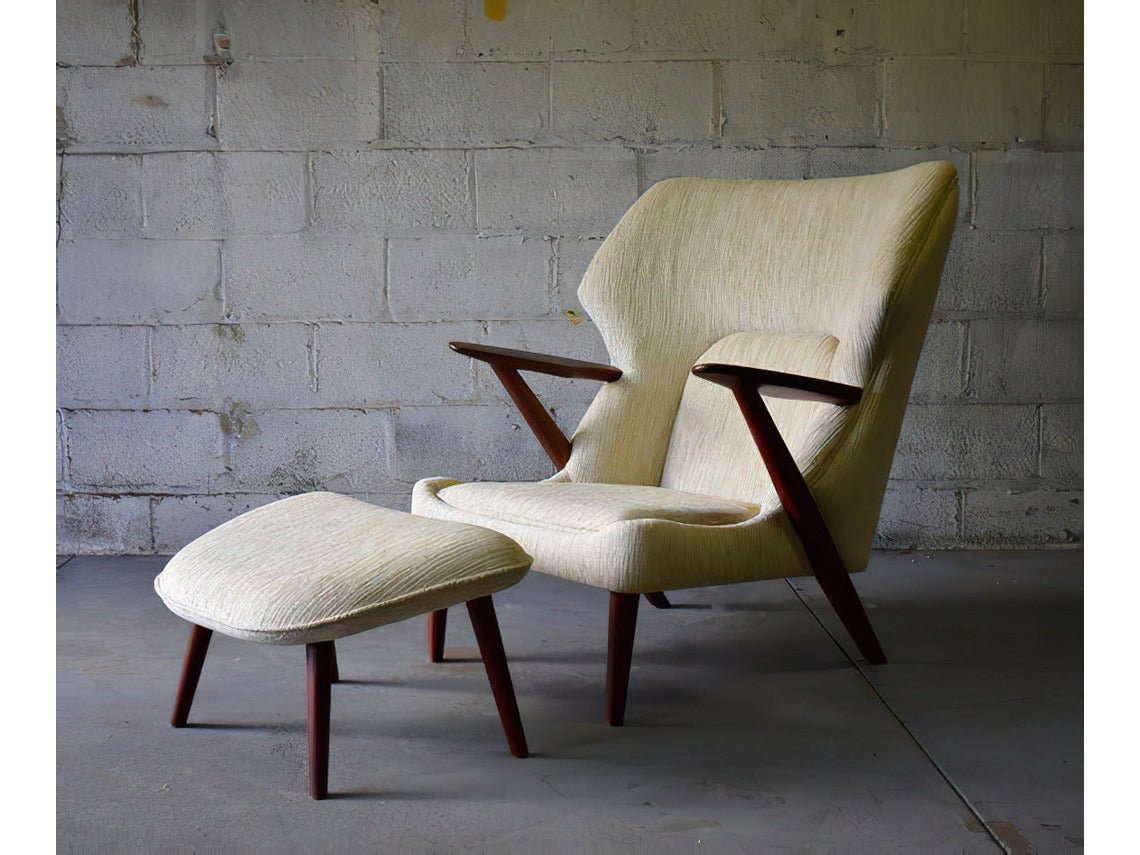 Copenhagen Lounge Chair & Ottoman