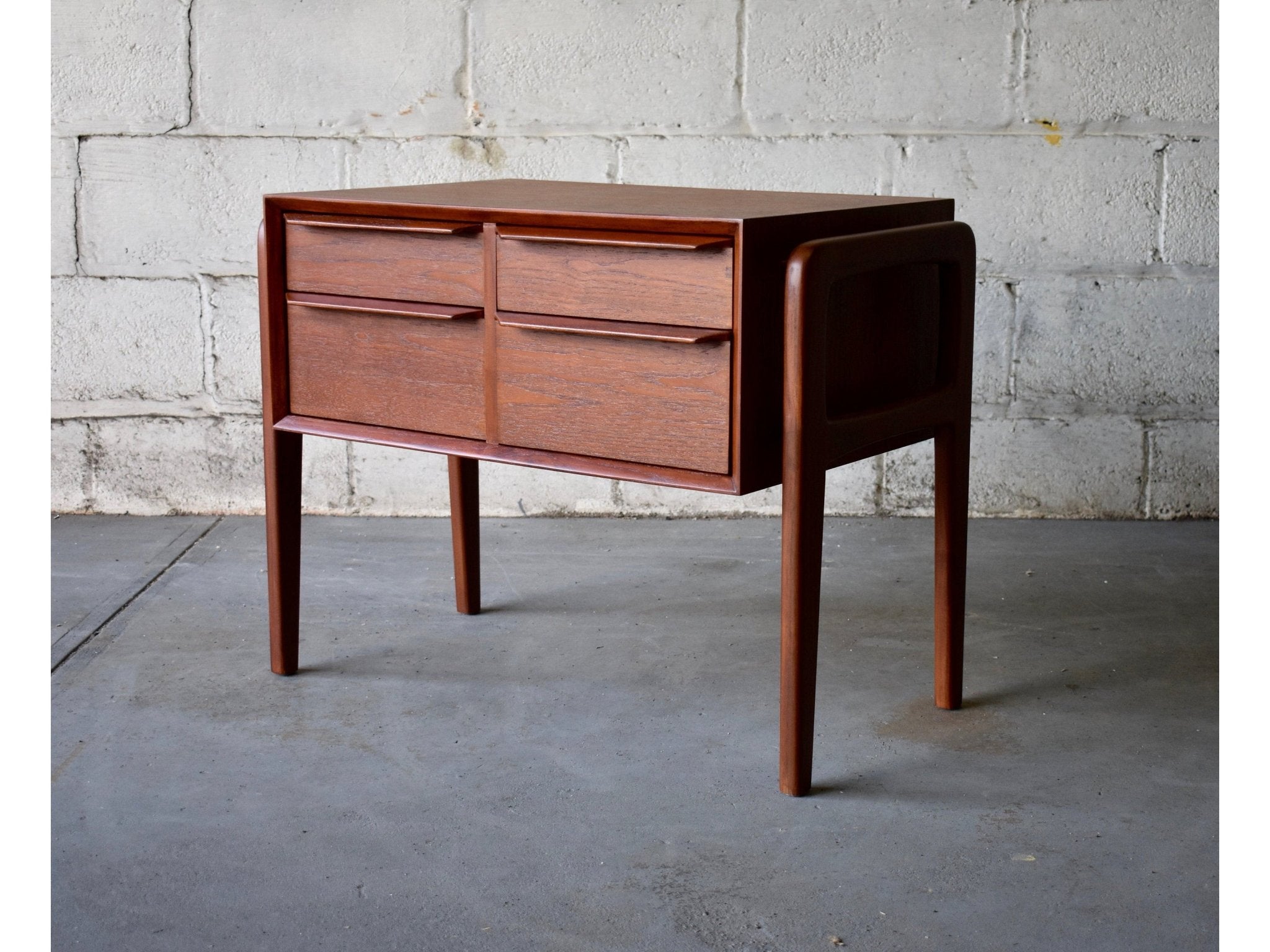 Denver Side Table in Teak