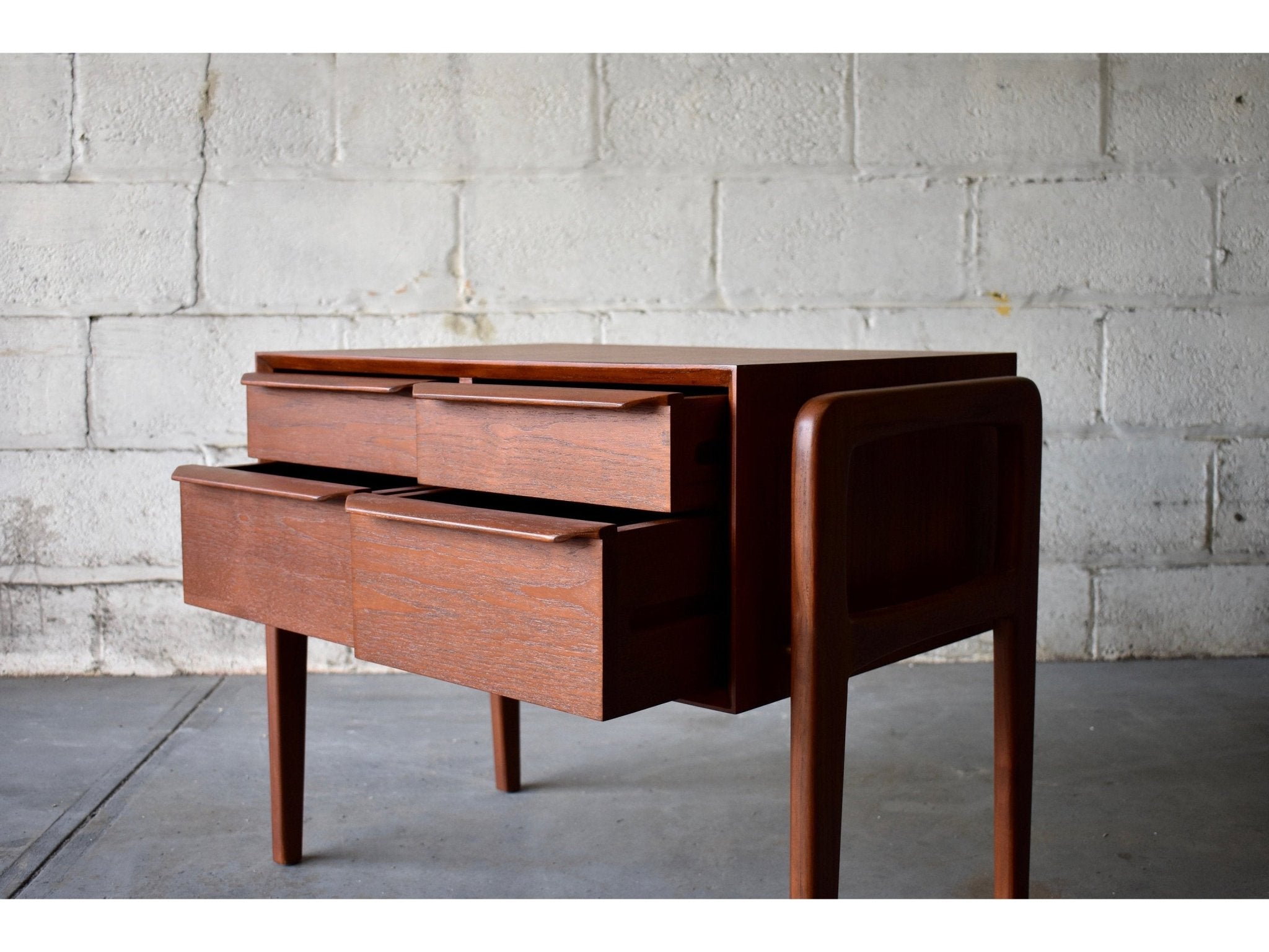 Denver Side Table in Teak