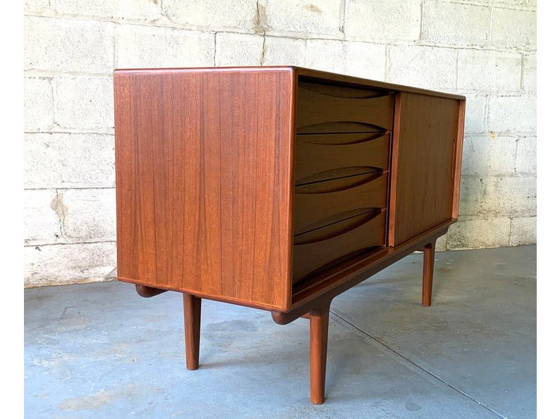 Dorset Apartment L Sideboard