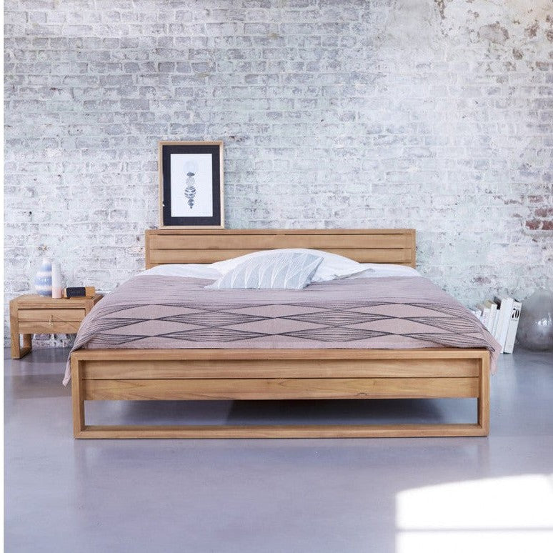 Durness Queen Bed