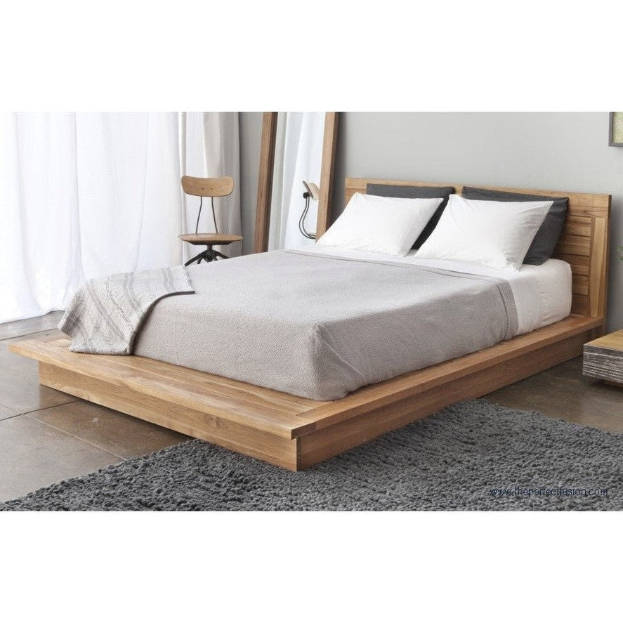 Evanton King Platform Bed