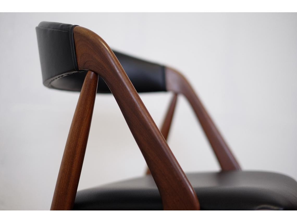 Hammel Dining Chair in Teak