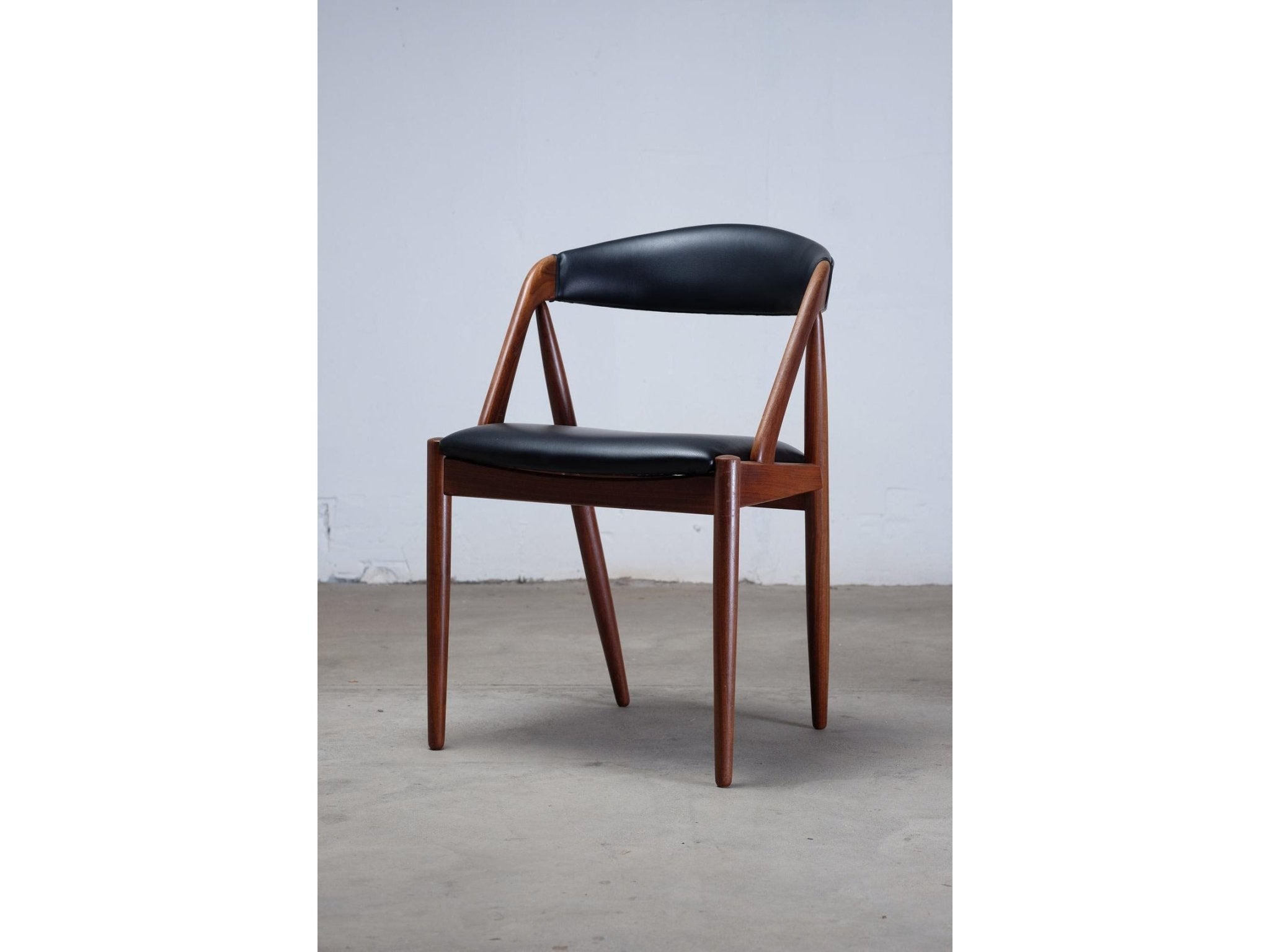 Hammel Dining Chair in Teak