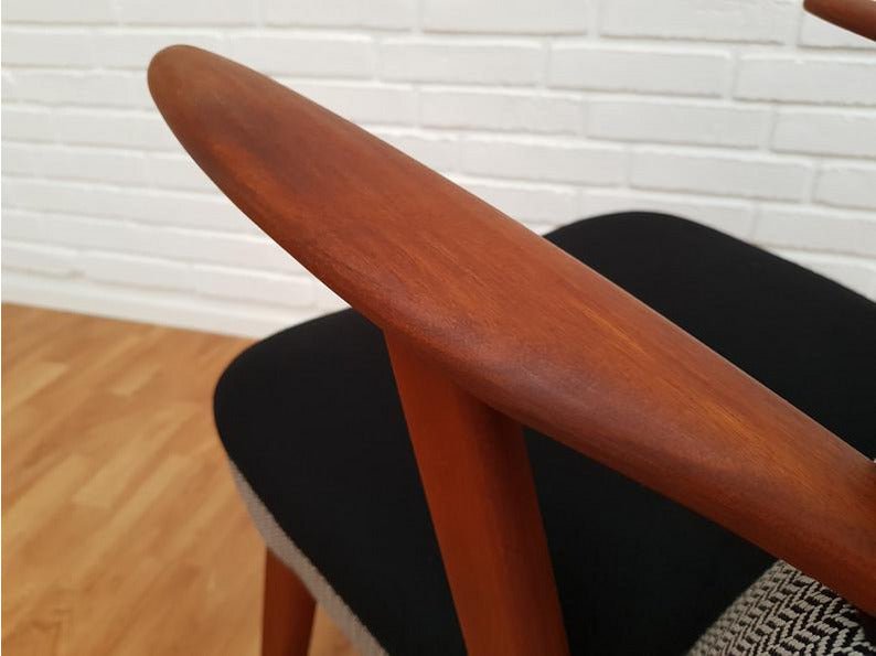 Holbaek Cocktail Chair