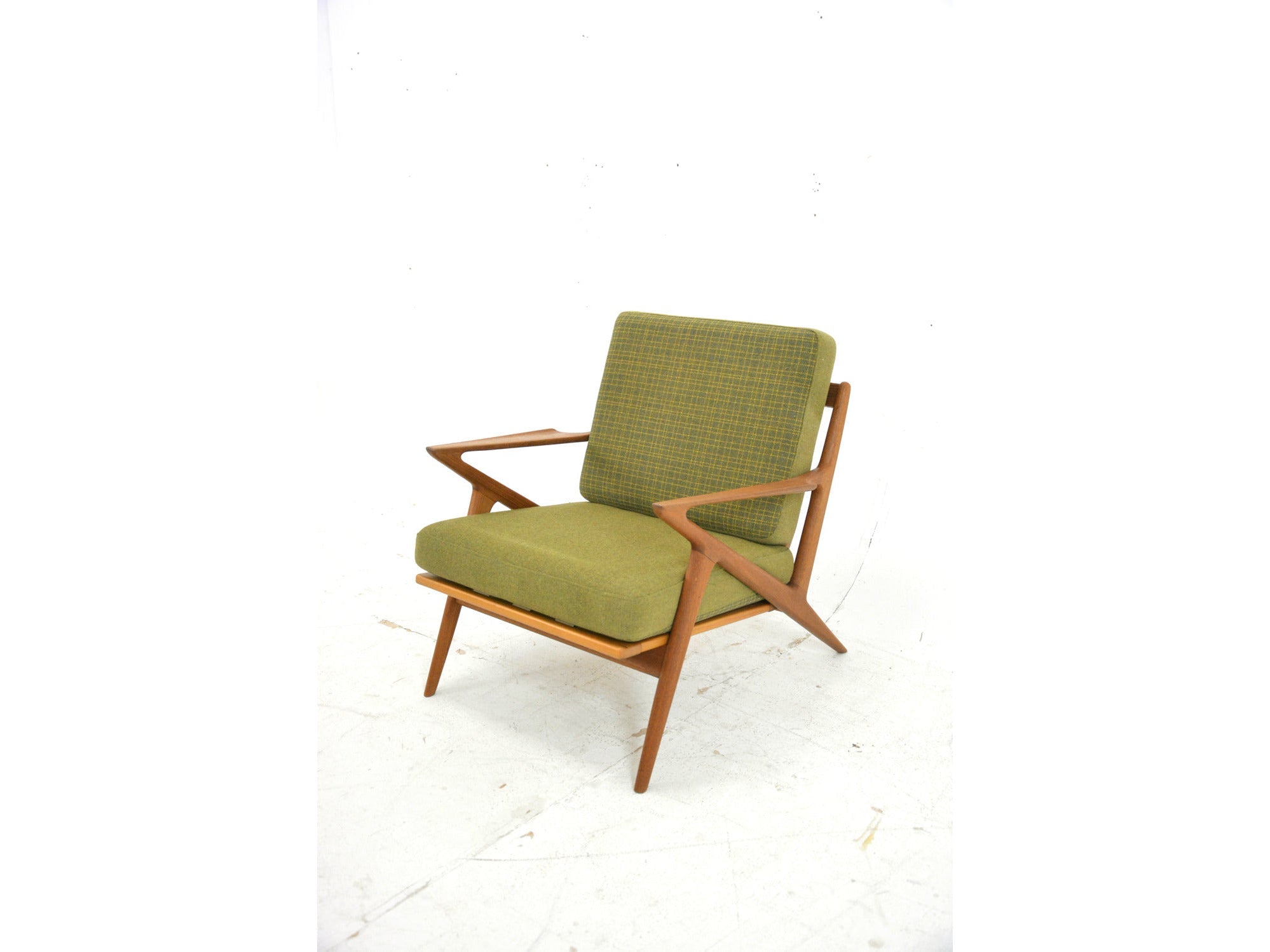 Ikkonic Lounge Chair