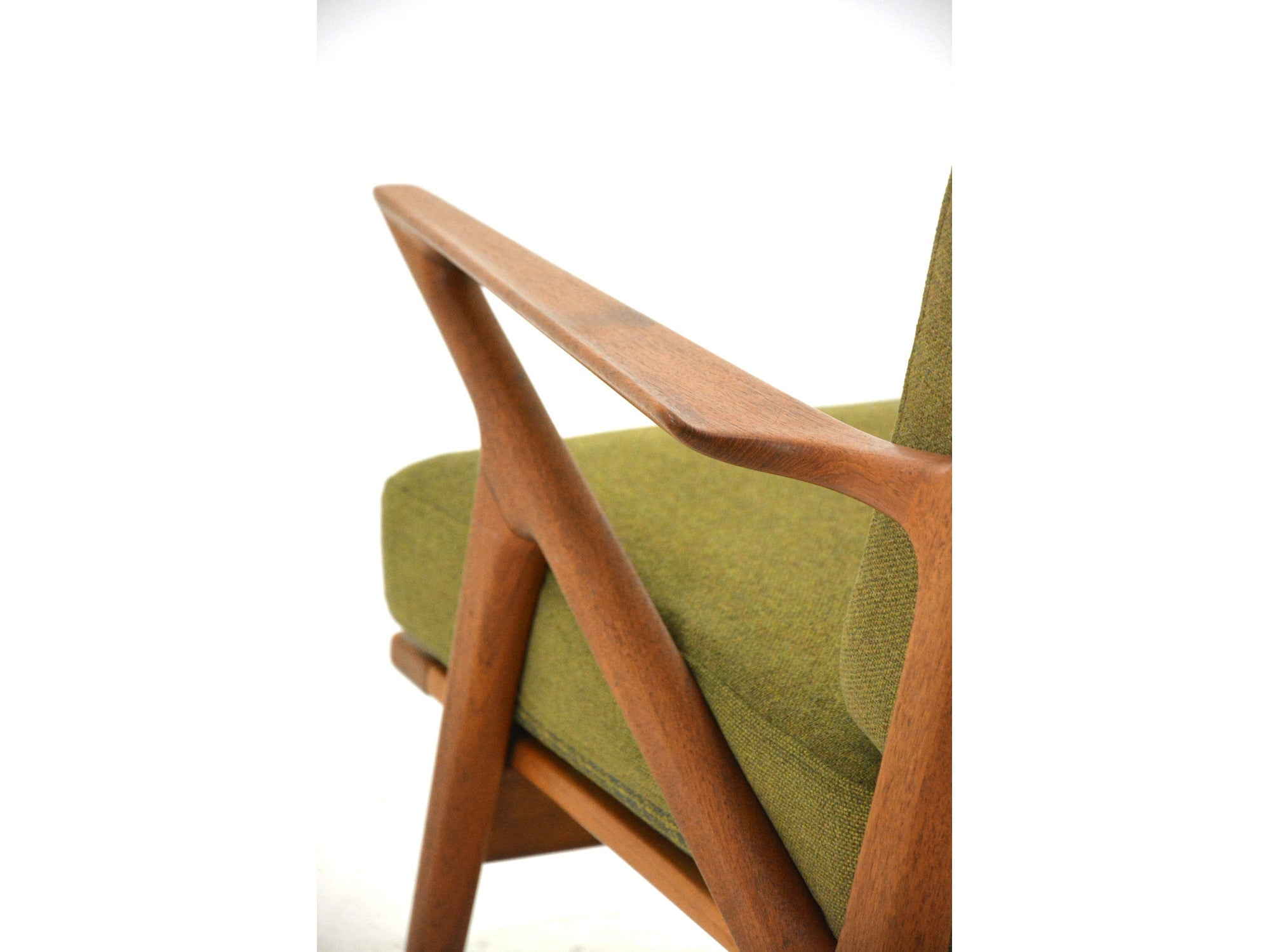 Ikkonic Lounge Chair