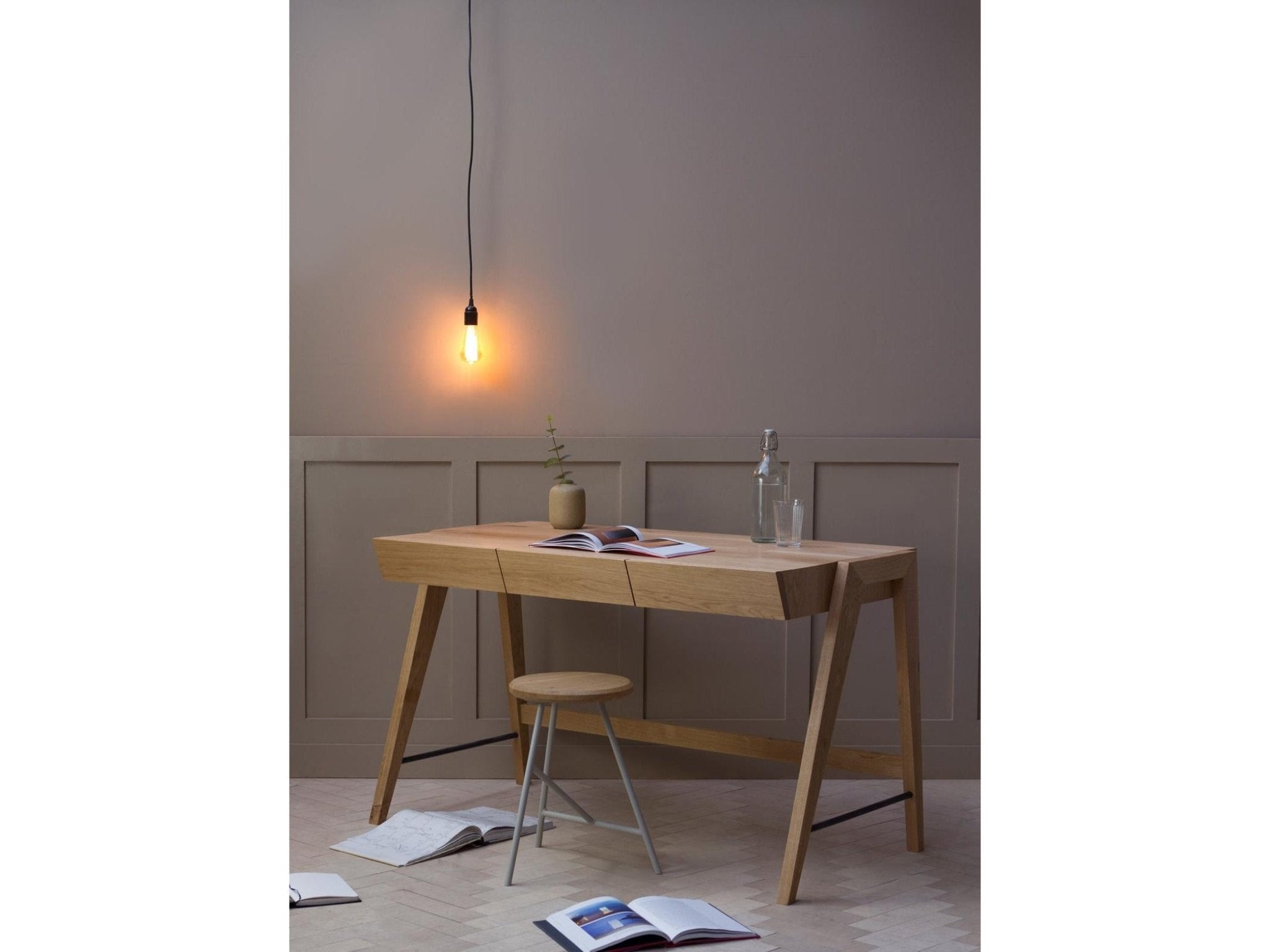 Jaspin Desk in Natural Oak