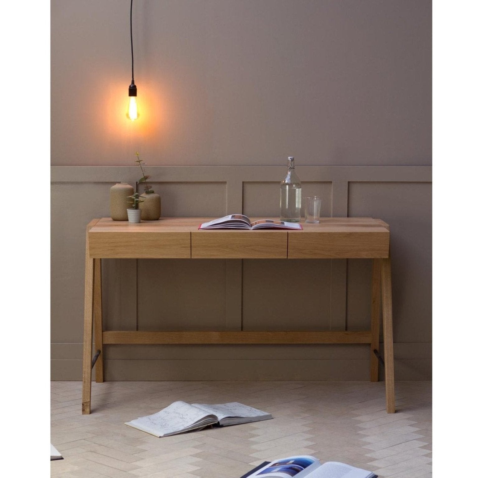 Jaspin Desk in Natural Oak