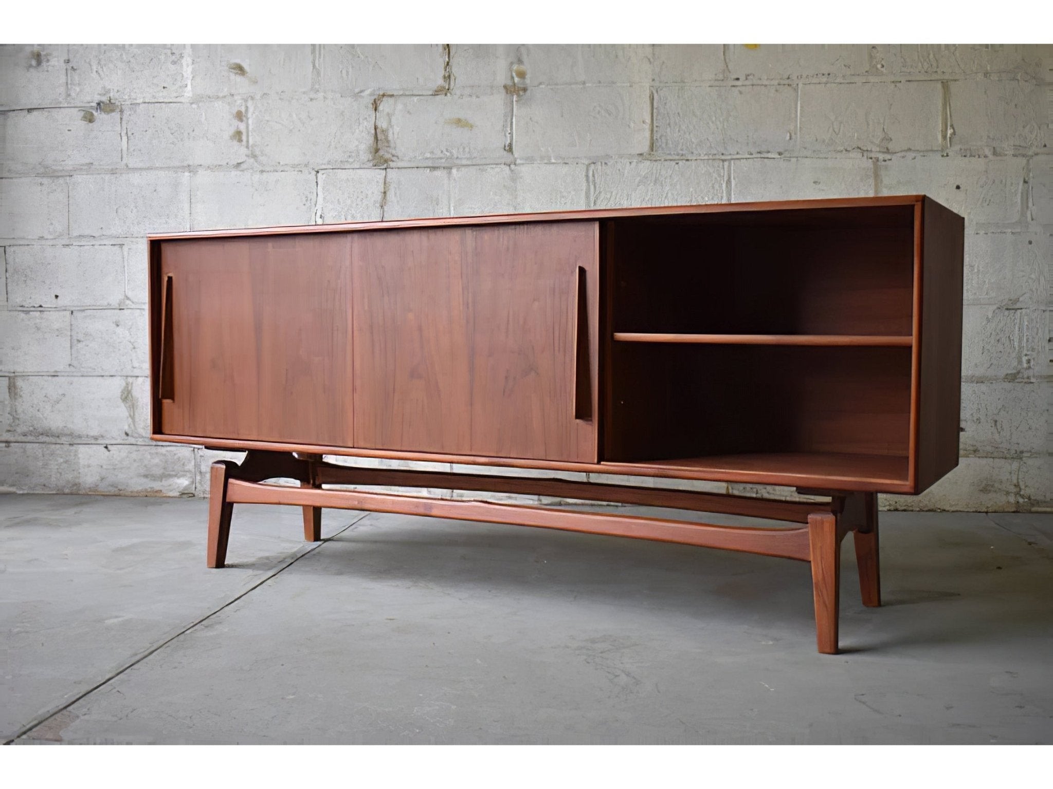 Jesper Credenza S Sideboard