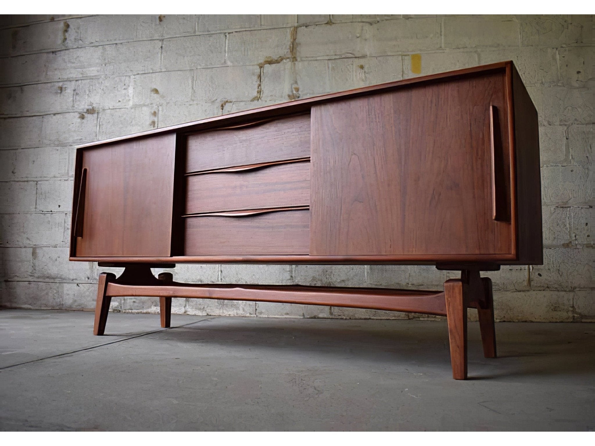 Jesper Credenza S Sideboard