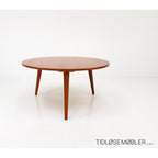 KiL Minimal Center Table in Teak