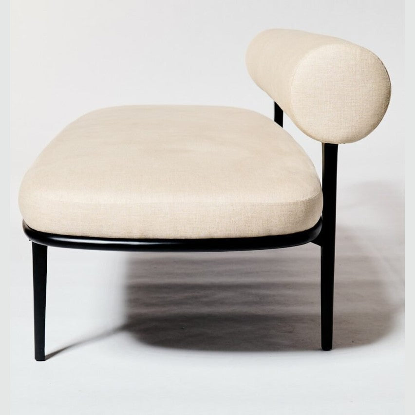 Kiran sofa in off white