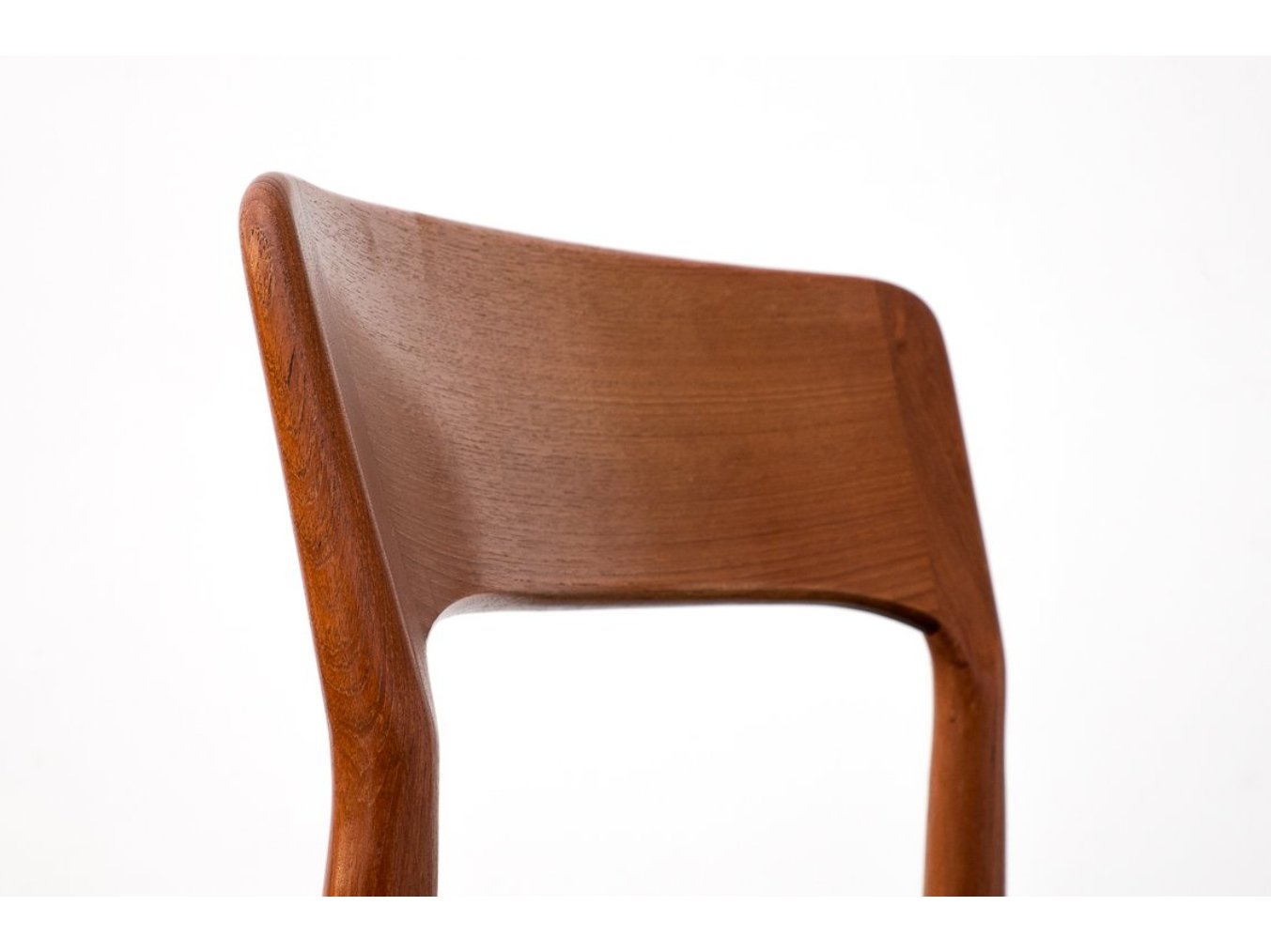 Konik Dining Chair